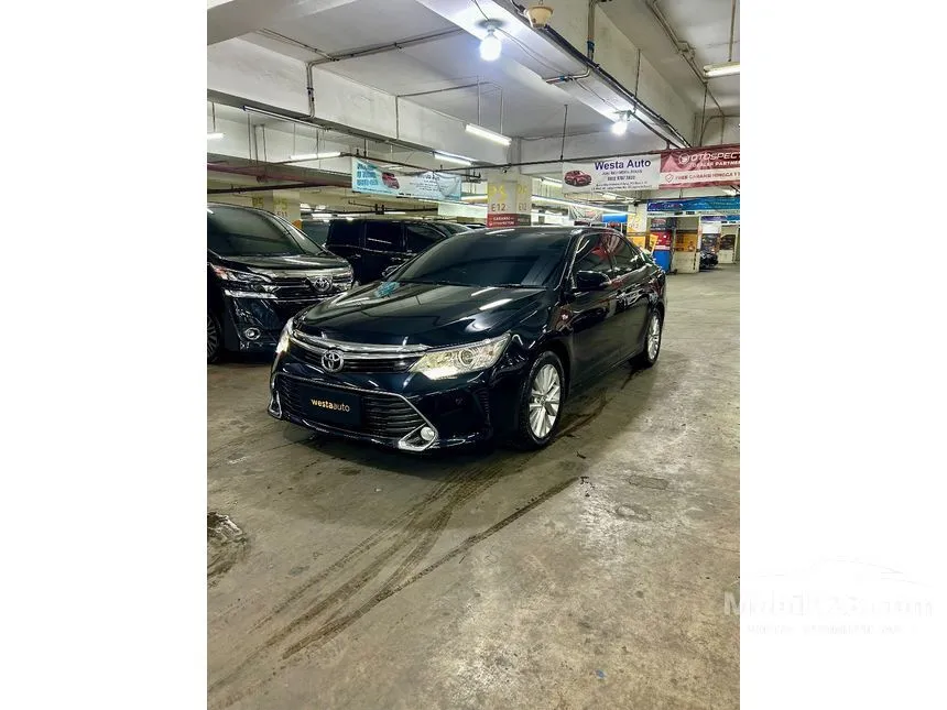 2017 Toyota Camry V Sedan
