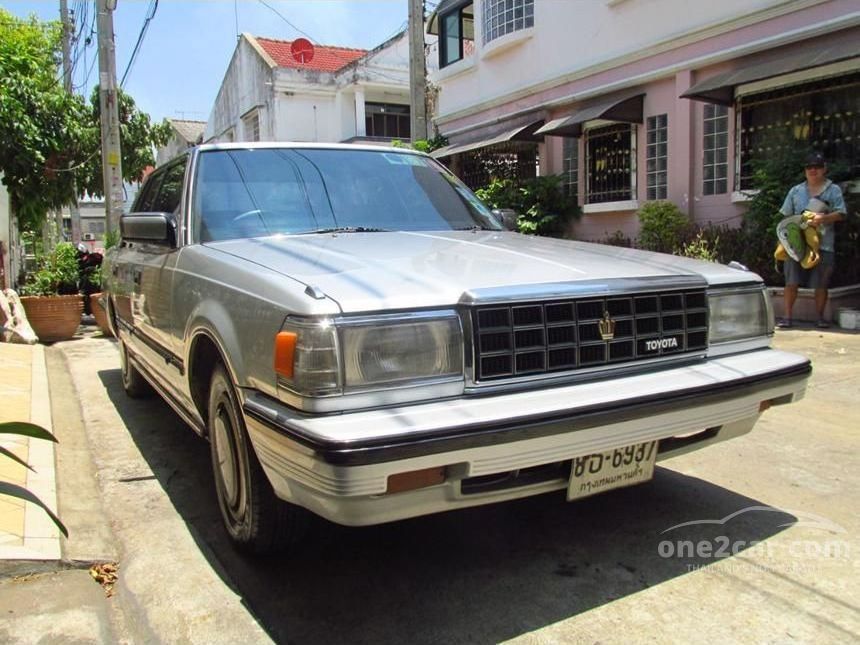 Toyota crown super saloon