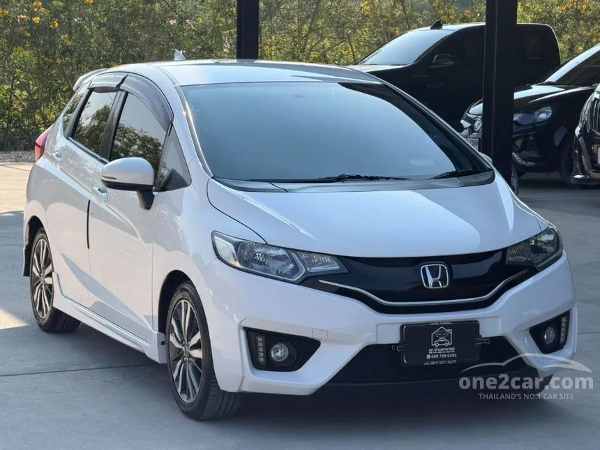 2015 Honda JAZZ SV Hatchback