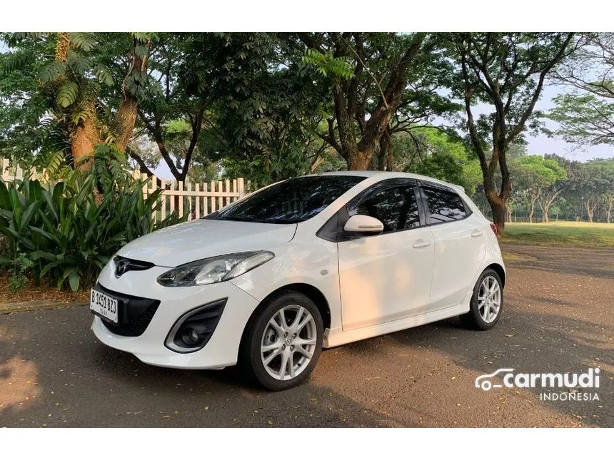 2012 Mazda 2 R Hatchback