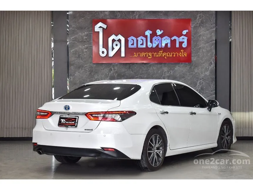 2022 Toyota CAMRY HEV Premium Luxury Sedan