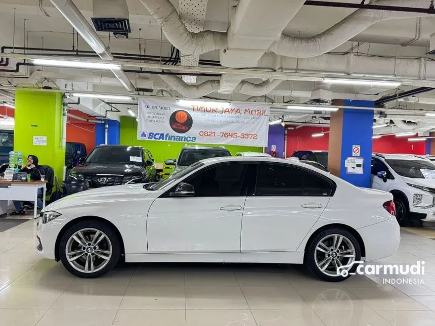 2019 BMW 320i Sport Sedan