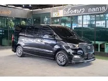 2019 Hyundai H-1 2.5 (ปี 18-24) Deluxe Van