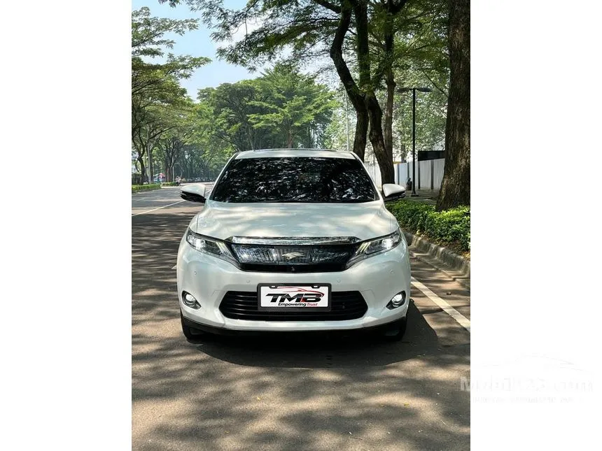 2014 Toyota Harrier SUV