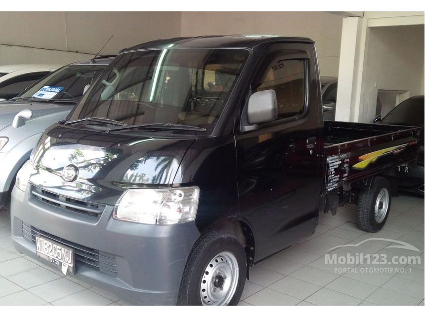 Jual Mobil Daihatsu Gran Max Pick Up 2010 1 5 Di Jawa Timur Manual Pick Up Hitam Rp 79 000 000 3549919 Mobil123 Com