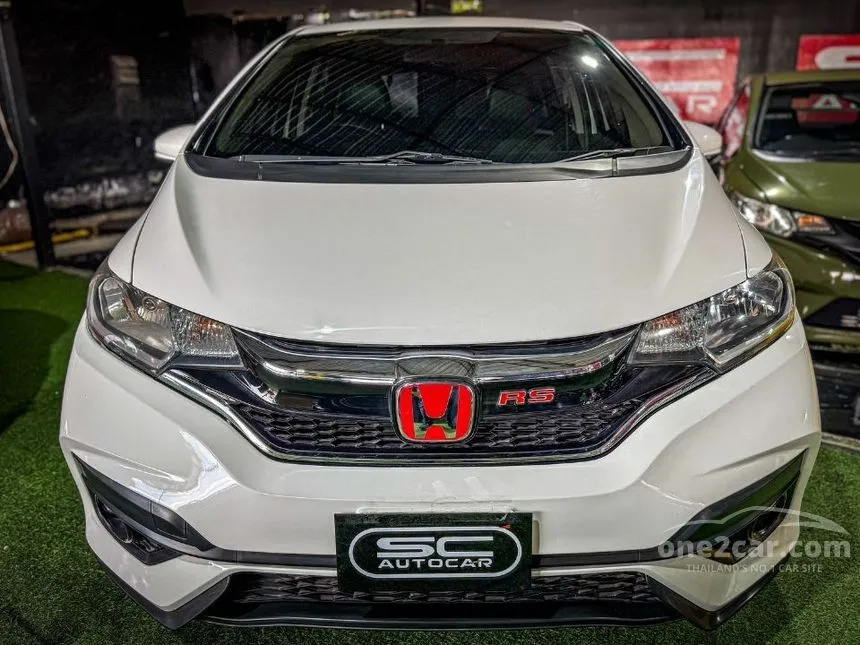 2021 Honda JAZZ V Hatchback