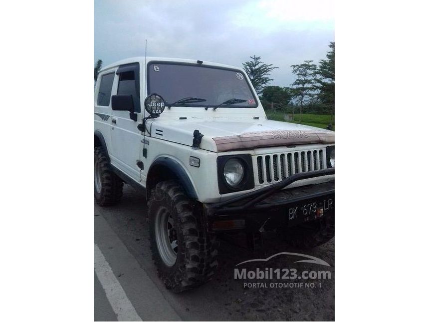 Jual Mobil Suzuki Jimny 1983 1.0 di Sumatera Utara Manual Jeep Putih Rp