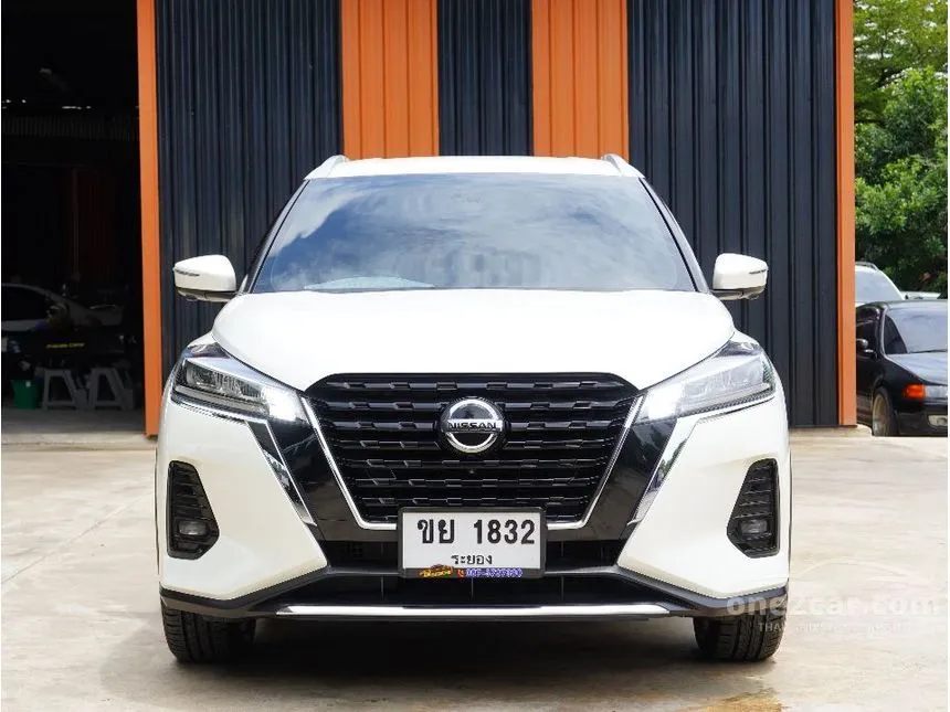 2022 Nissan Kicks V SUV