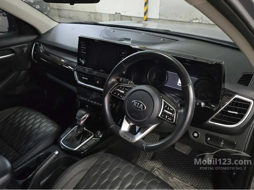 2021 KIA Seltos EX+ SUV