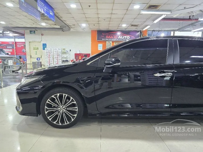 2023 Toyota Corolla Altis V Sedan