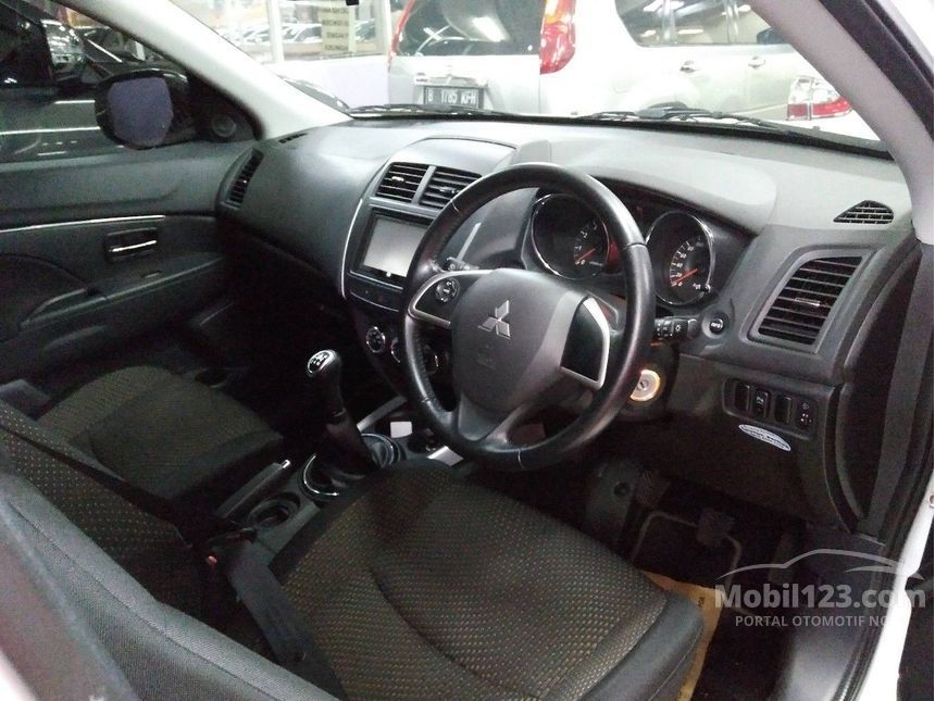 Jual Mobil Mitsubishi Outlander Sport 2015 GLX 2.0 di DKI 