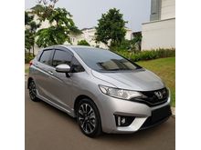 Tdp 40jt, Pajak Juni 2020, JAZZ RS 1.5 matik 2017 TV floating, AT. km 24rb Hatchback.