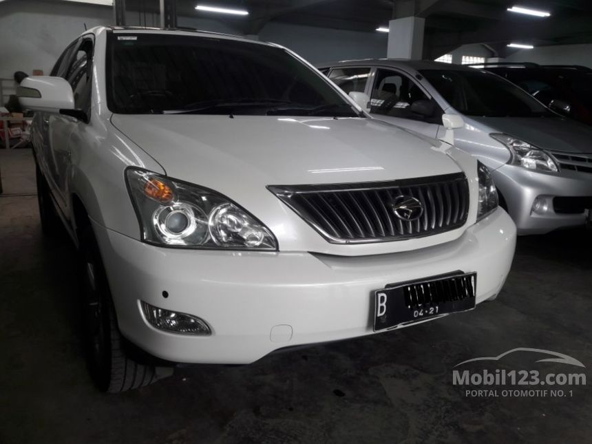  Jual  Mobil  Toyota  Harrier  2011 240G 2 4 di Jawa Barat 