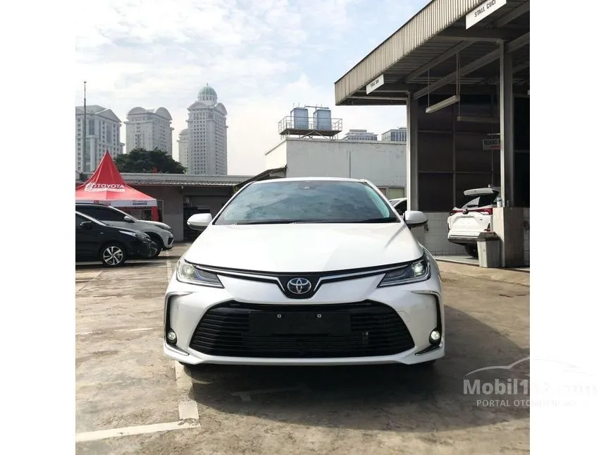 Jual Mobil Toyota Corolla Altis 2024 V 1.8 di DKI Jakarta Automatic Sedan Putih Rp 560.100.000