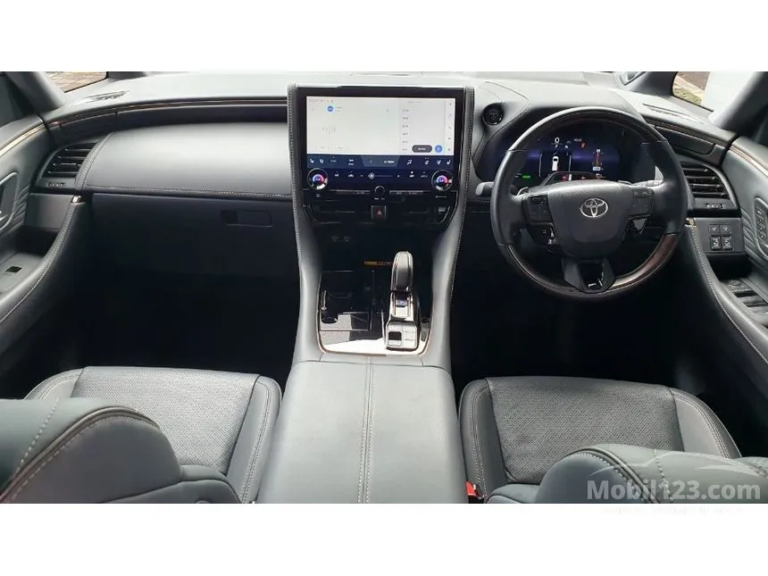 2024 Toyota Alphard HEV Modelista MPV