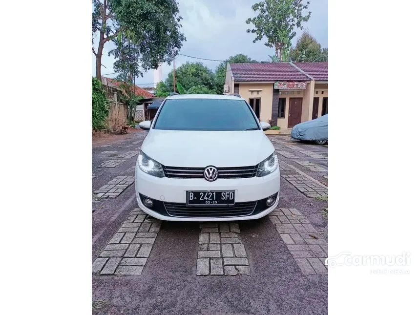 Jual Mobil Volkswagen Touran 2014 TSI 1.4 di Banten Automatic MPV Putih Rp 170.000.000