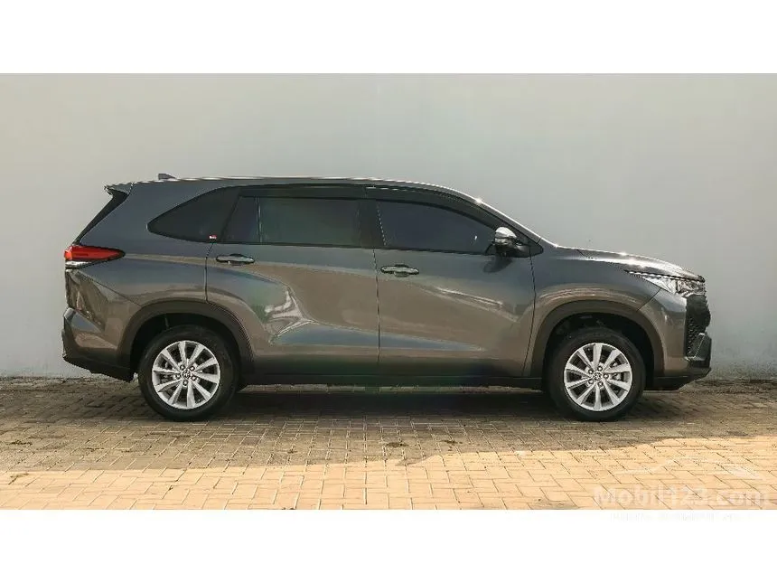 2024 Toyota Kijang Innova Zenix V (Non Premium Color) MPV