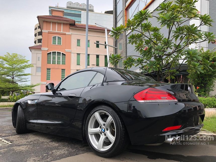  Jual  Mobil  BMW  Z4  2010 sDrive23i 2 5 di DKI Jakarta 