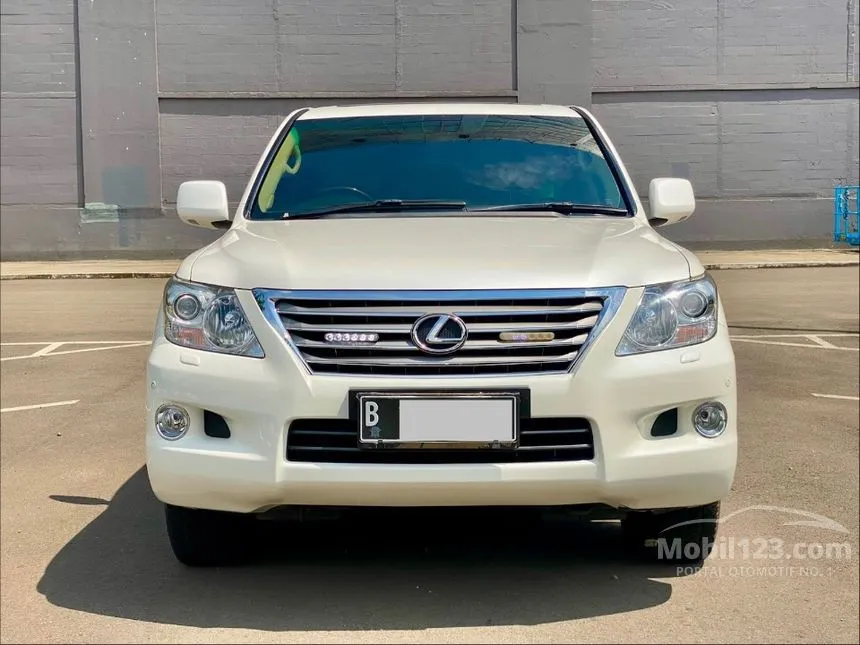 2011 Lexus LX 570 SUV