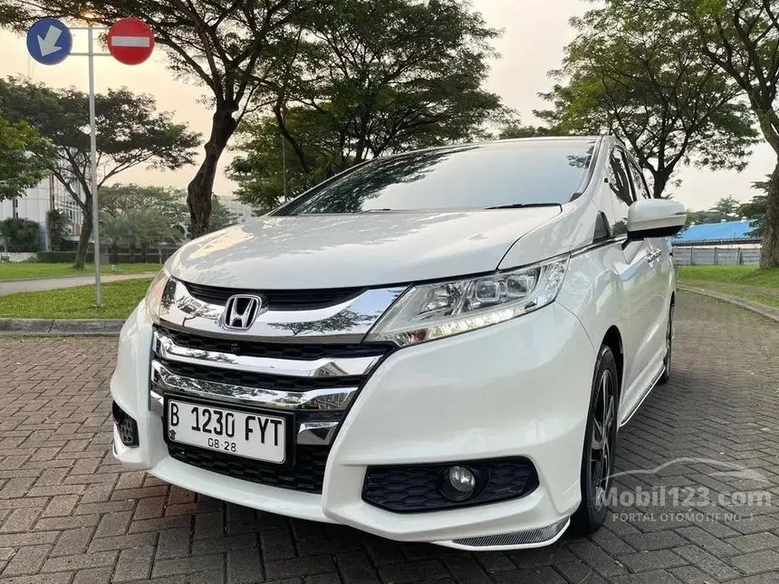 Jual Mobil Honda Odyssey 2014 Prestige 2.4 2.4 di DKI Jakarta Automatic MPV Putih Rp 277.000.000