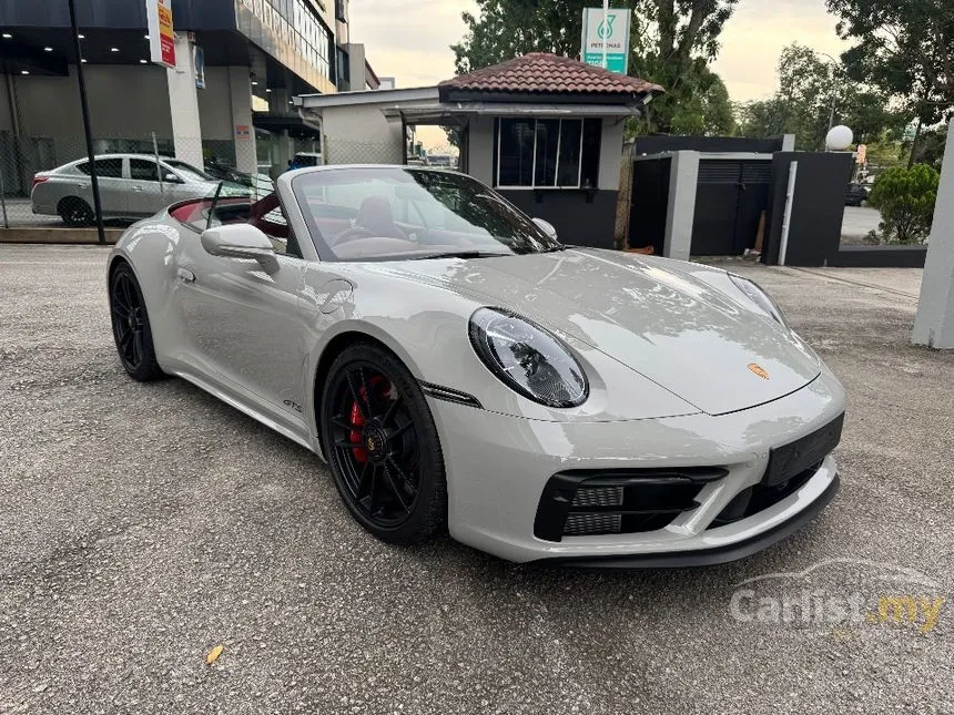 2022 Porsche 911 Carrera GTS Coupe