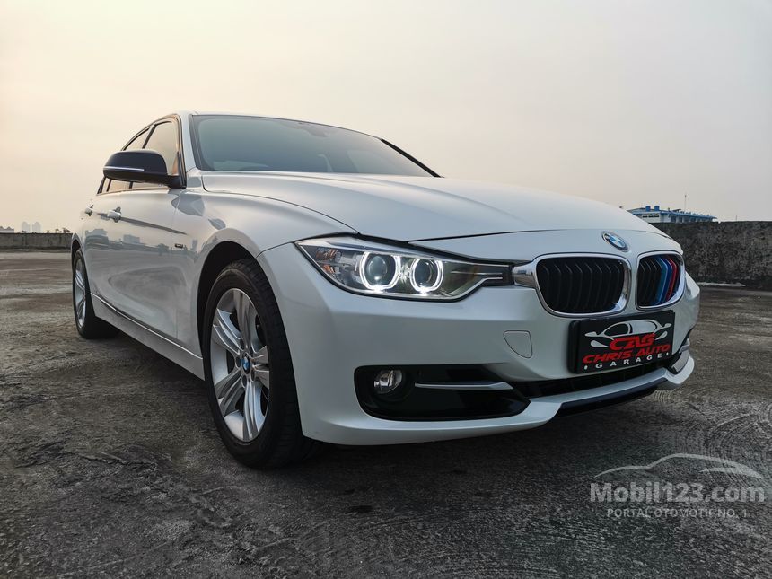 Jual Mobil BMW 320i 2015 Sport 2.0 di DKI Jakarta Automatic Sedan Putih ...
