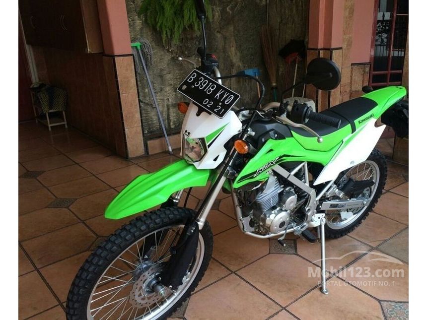 Jual Motor Kawasaki KLX 2015 150 Manual 0.1 di DKI Jakarta 