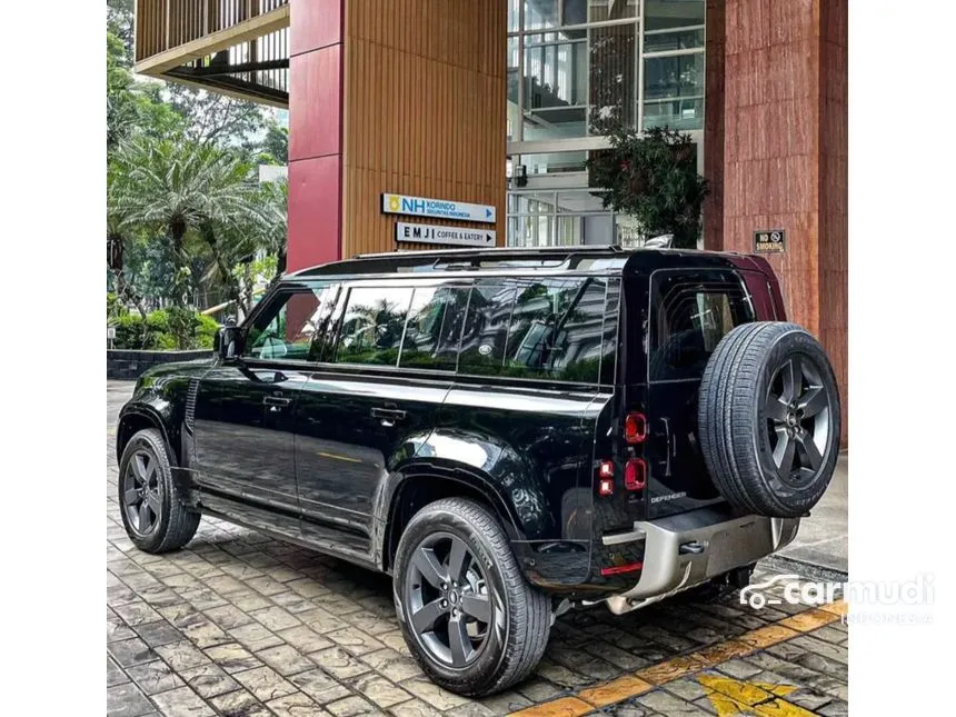 2024 Land Rover Defender 110 P300 Explorer Package HSE SUV