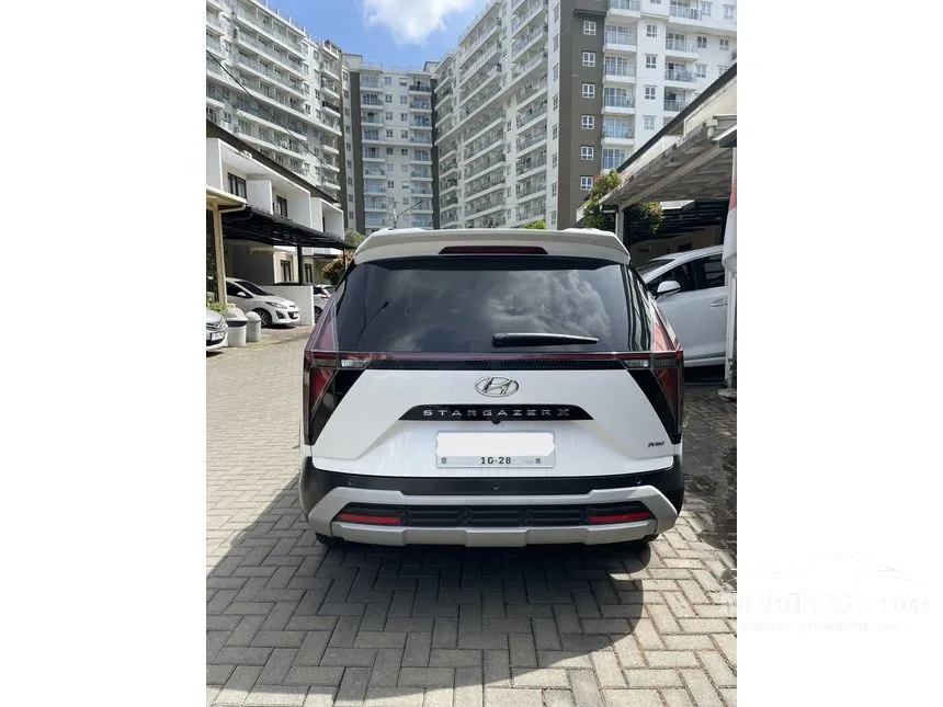 2023 Hyundai Stargazer X Style MPV