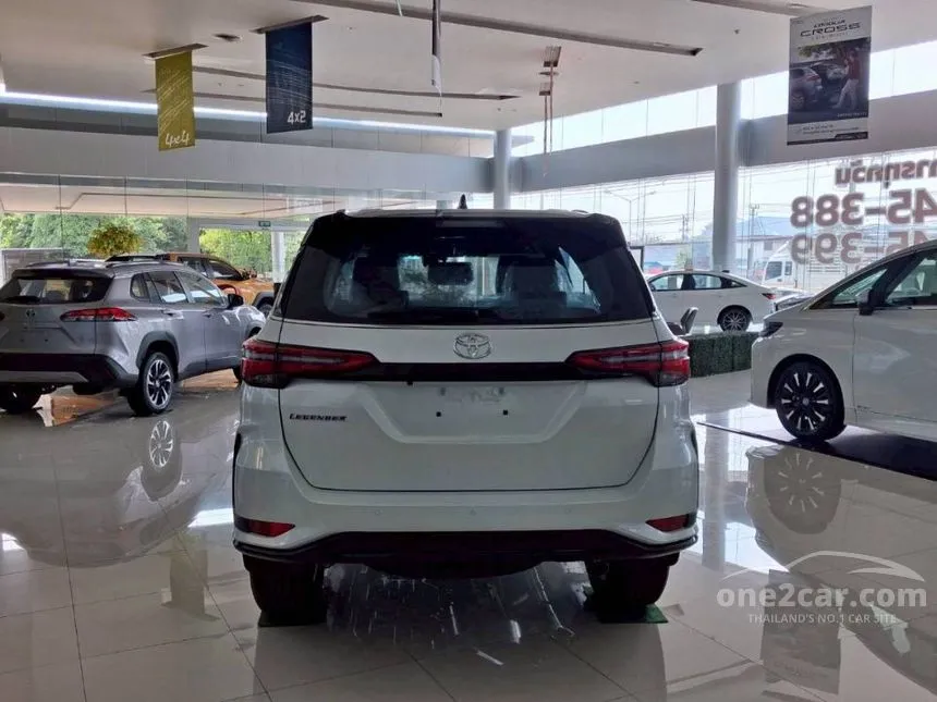 2026 Toyota FORTUNER Legender SUV
