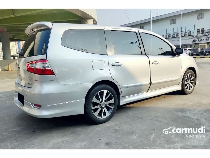 2016 Nissan Grand Livina Highway Star MPV