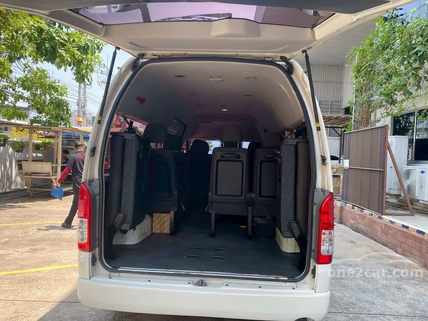 2019 Toyota HIACE D4D Van