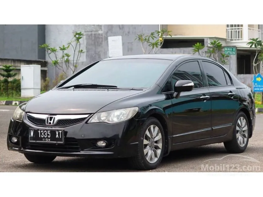 Jual Mobil Honda Civic 2010 1.8 di DKI Jakarta Automatic Sedan Hitam Rp 135.000.000