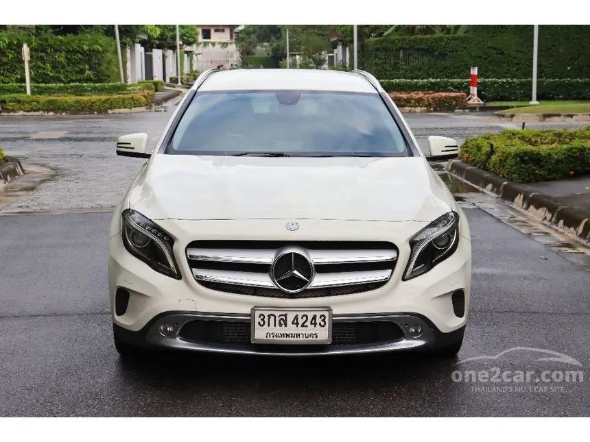 2016 Mercedes-Benz GLA200 Urban SUV