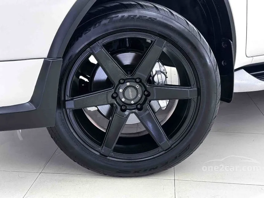 2020 Toyota FORTUNER V SUV