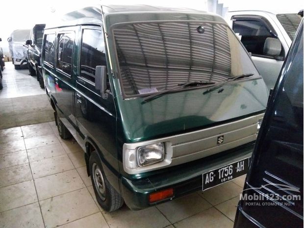 Suzuki Carry Mobil bekas dijual di Jawa Timur Indonesia 