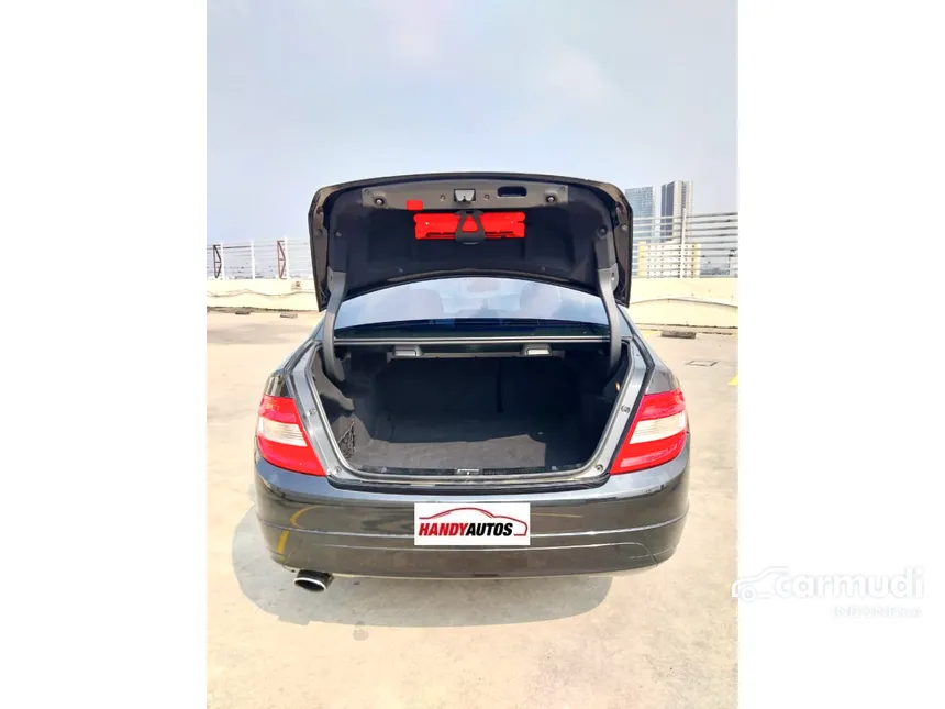 2011 Mercedes-Benz C200 CGI Sedan