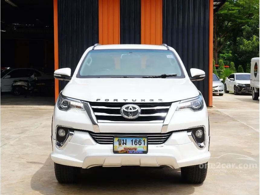 2016 Toyota FORTUNER V SUV