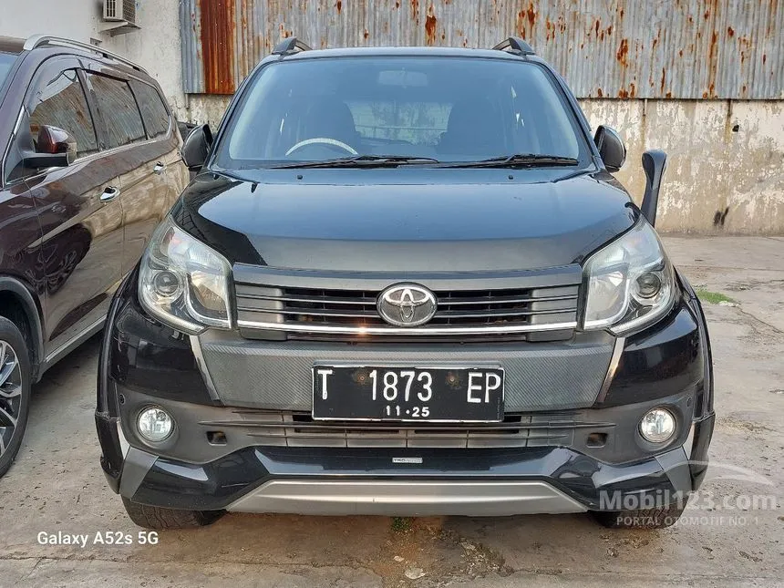 Jual Mobil Toyota Rush 2015 G 1.5 di Jawa Barat Automatic SUV Hitam Rp 160.000.000