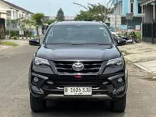 2017 Toyota Fortuner 2.4 TRD 4X2 SUV