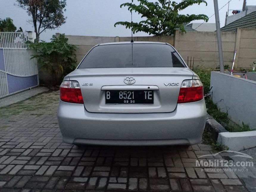 Jual Mobil  Toyota Vios  2004 E 1 5 di Jawa  Barat  Manual 