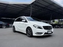 2012 Mercedes-Benz B200 1.6 W246 (ปี 11-16) BlueEFFICIENCY Hatchback
