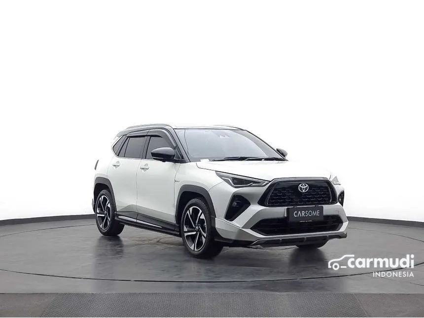 2023 Toyota Yaris Cross S HV with GR Parts Aero Pkg SUV