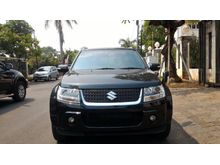 Suzuki Grand Vitara 2.4 Hitam 2011