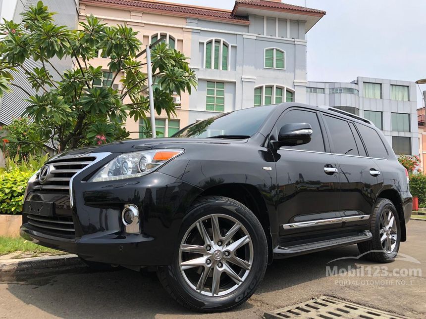 Lexus lx570 2011