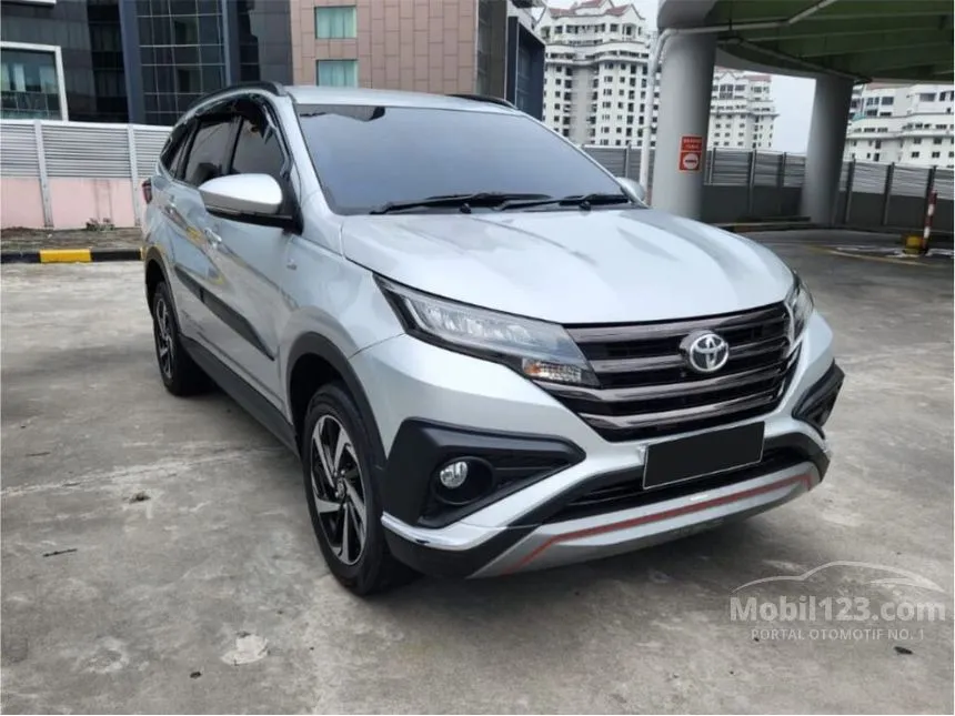 Jual Mobil Toyota Rush 2018 TRD Sportivo 1.5 di DKI Jakarta Automatic SUV Silver Rp 205.000.000