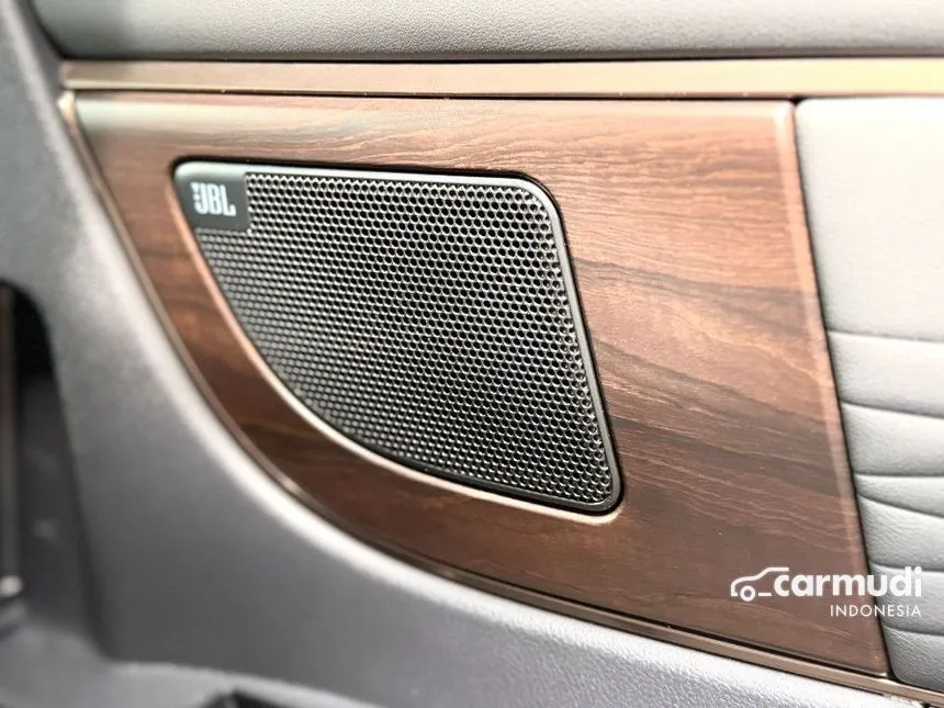 2024 Toyota Alphard HEV (Premium Color) MPV