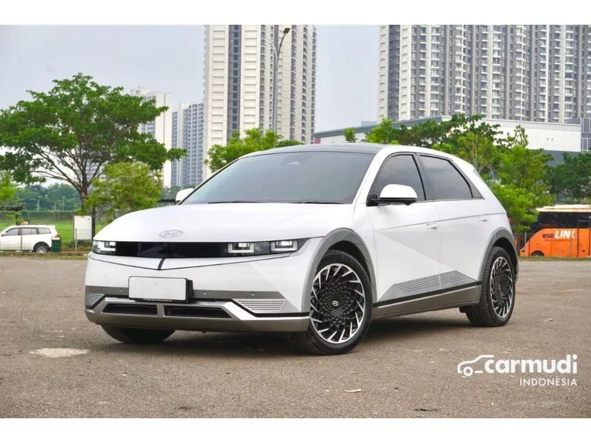 2024 Hyundai IONIQ 5 Signature Long Range SUV