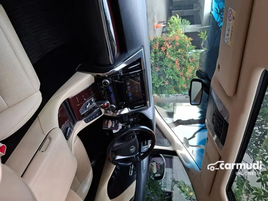 2017 Toyota Alphard G MPV