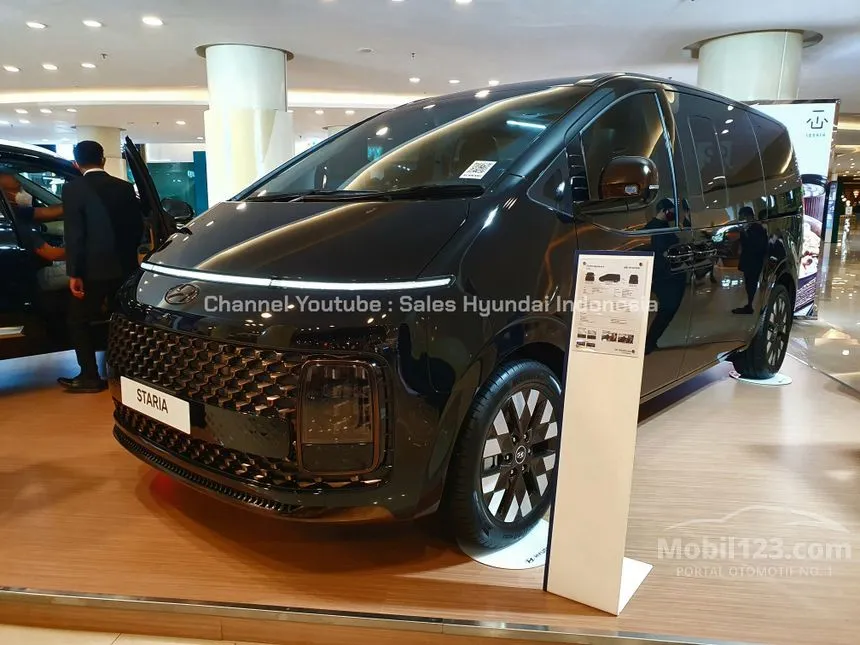 2022 Hyundai Staria Signature 9 Wagon